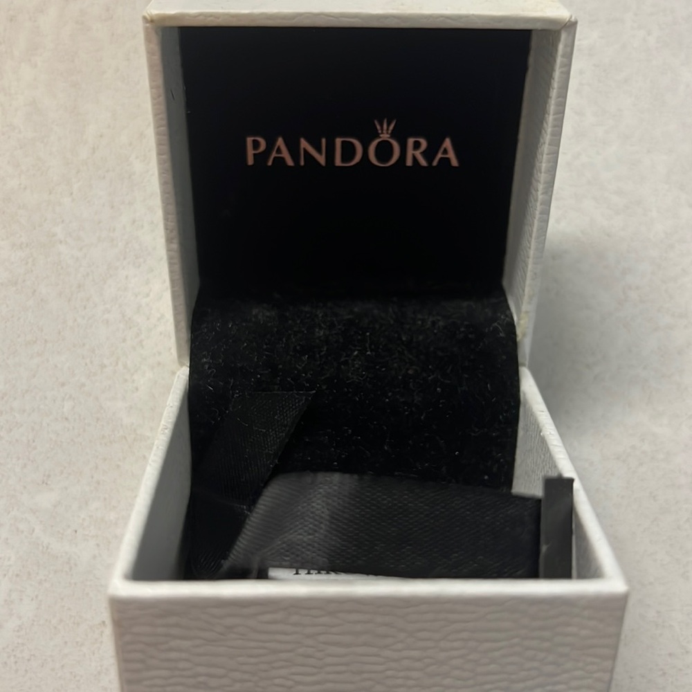 Pandora ring box